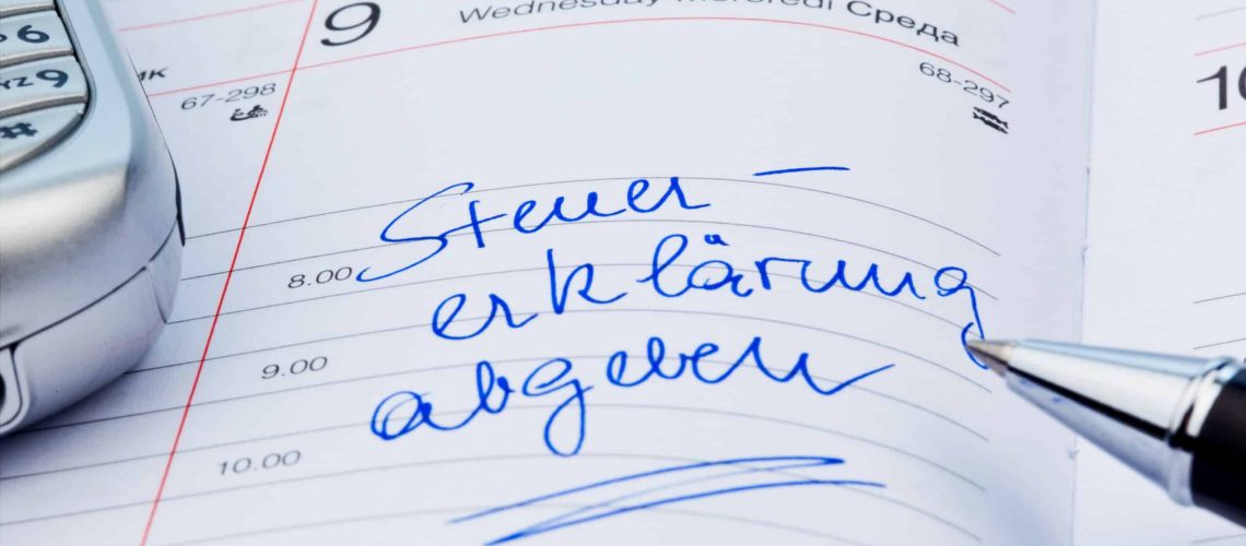 Ein Termin ist in einem Kalender eingetragen:  Steuererklärung abgeben